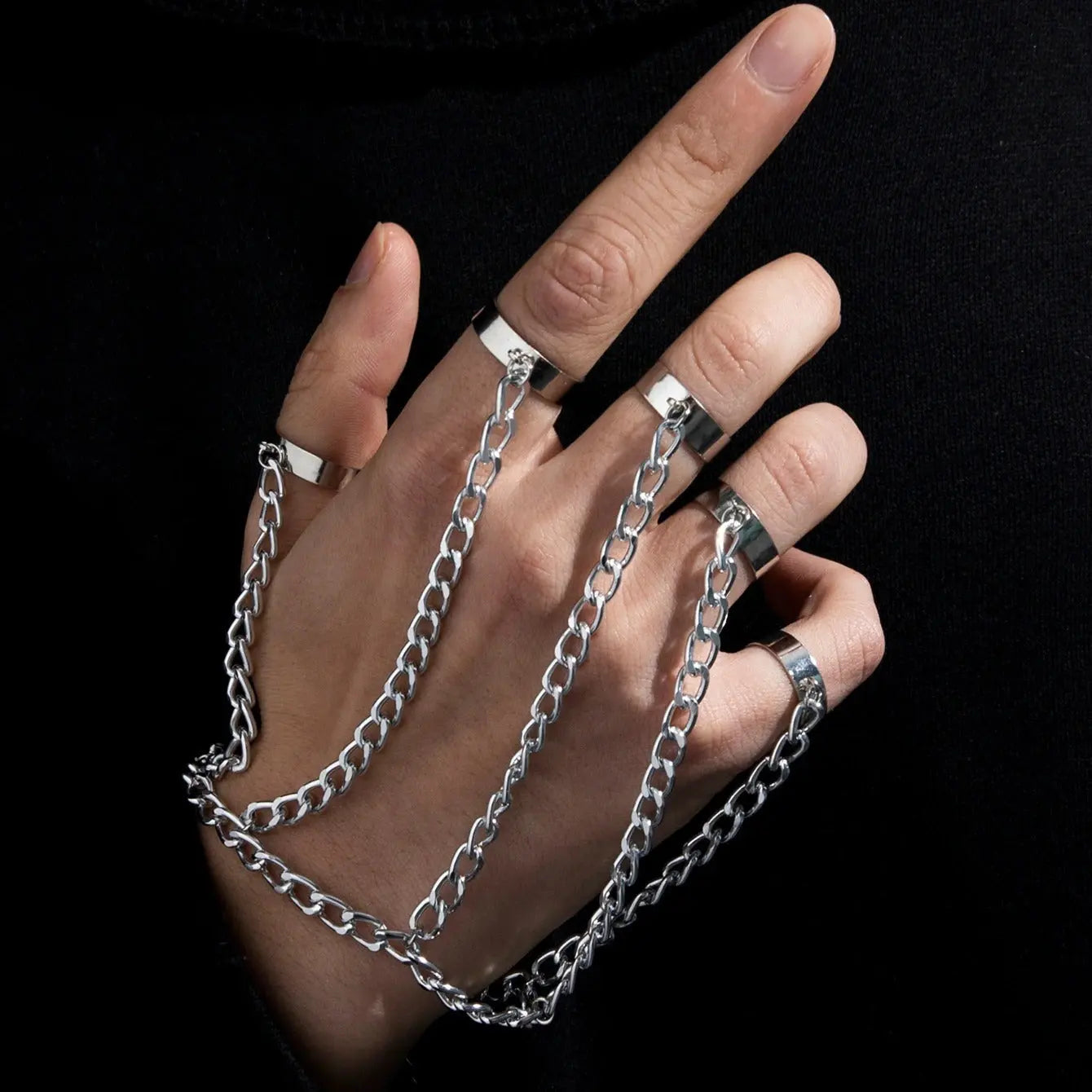 ChainAura™ - Hand Chain Ring Bracelet